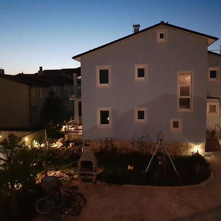 فودنيان Appartement Dari المظهر الخارجي الصورة