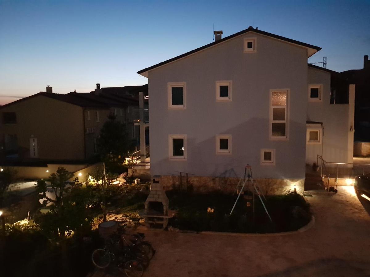 فودنيان Appartement Dari المظهر الخارجي الصورة